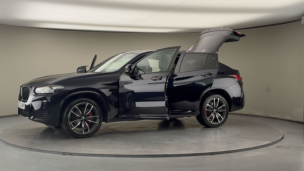 More views of BMW X4