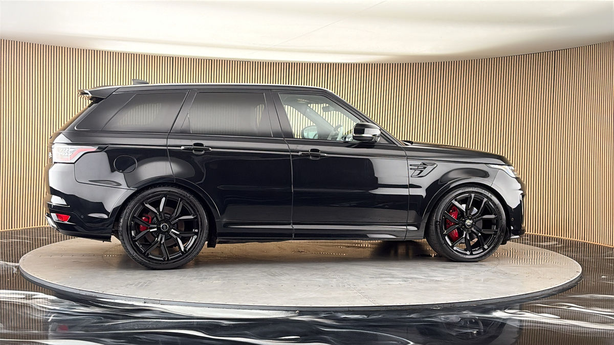 More views of Land Rover Range Rover Sport