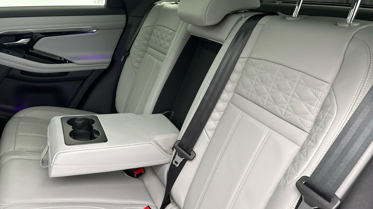 Land Rover Range Rover Evoque Image 9