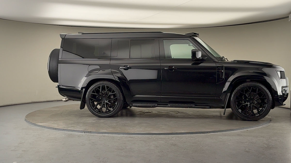 More views of Land Rover Defender 130