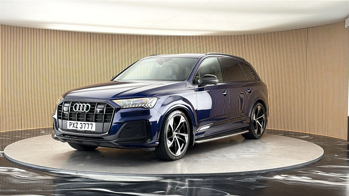 More views of Audi Q7