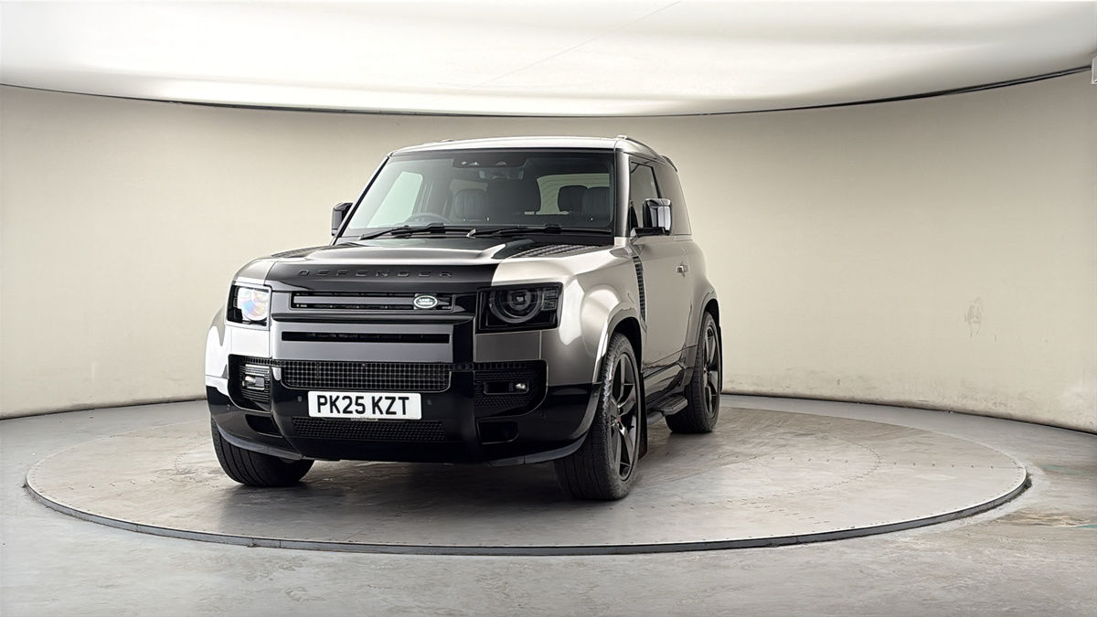 More views of Land Rover Defender 90