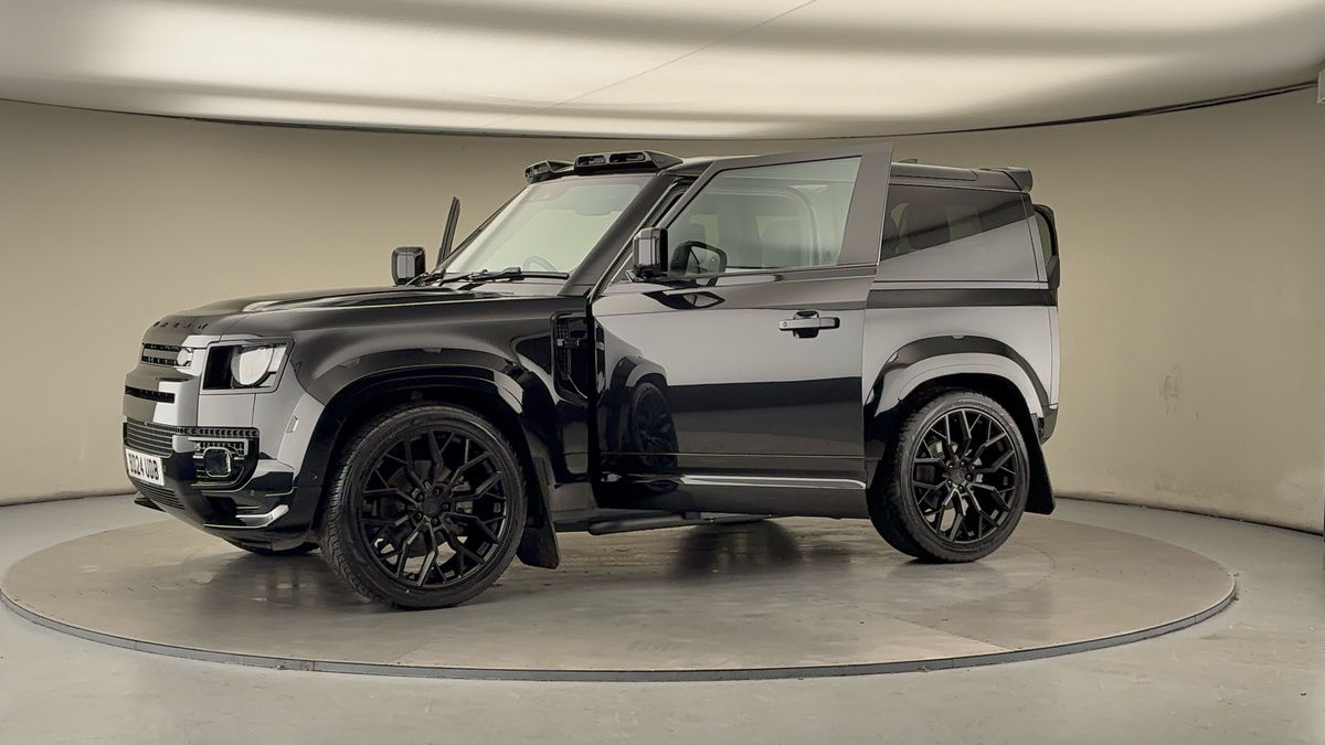 More views of Land Rover Defender 90