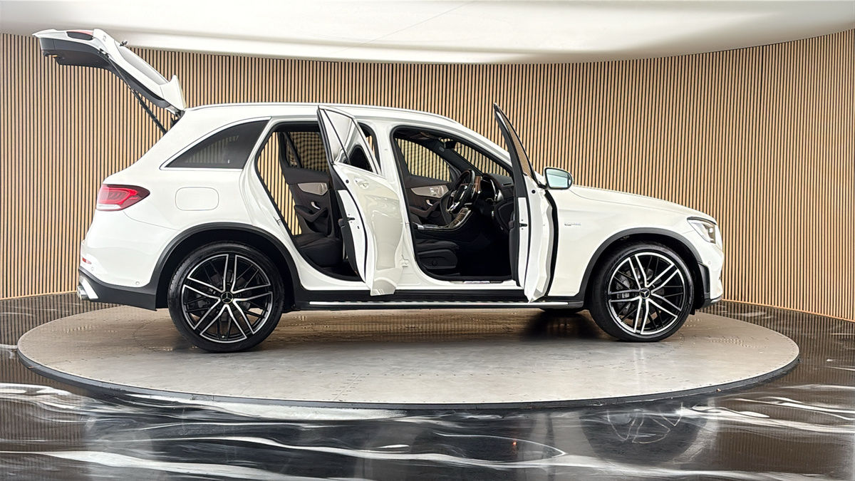More views of Mercedes-Benz GLC