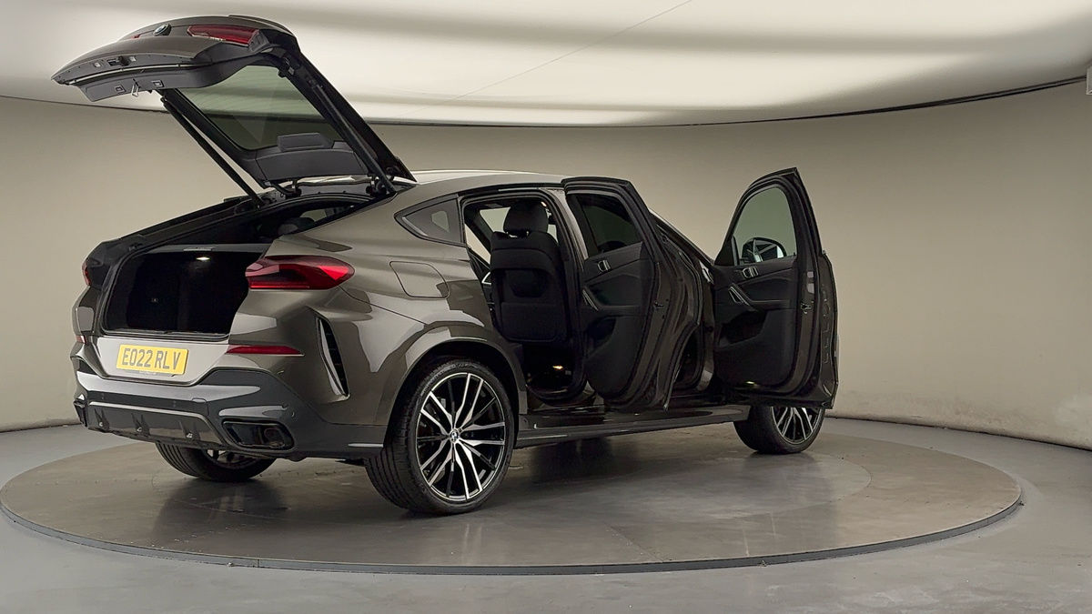 More views of BMW X6