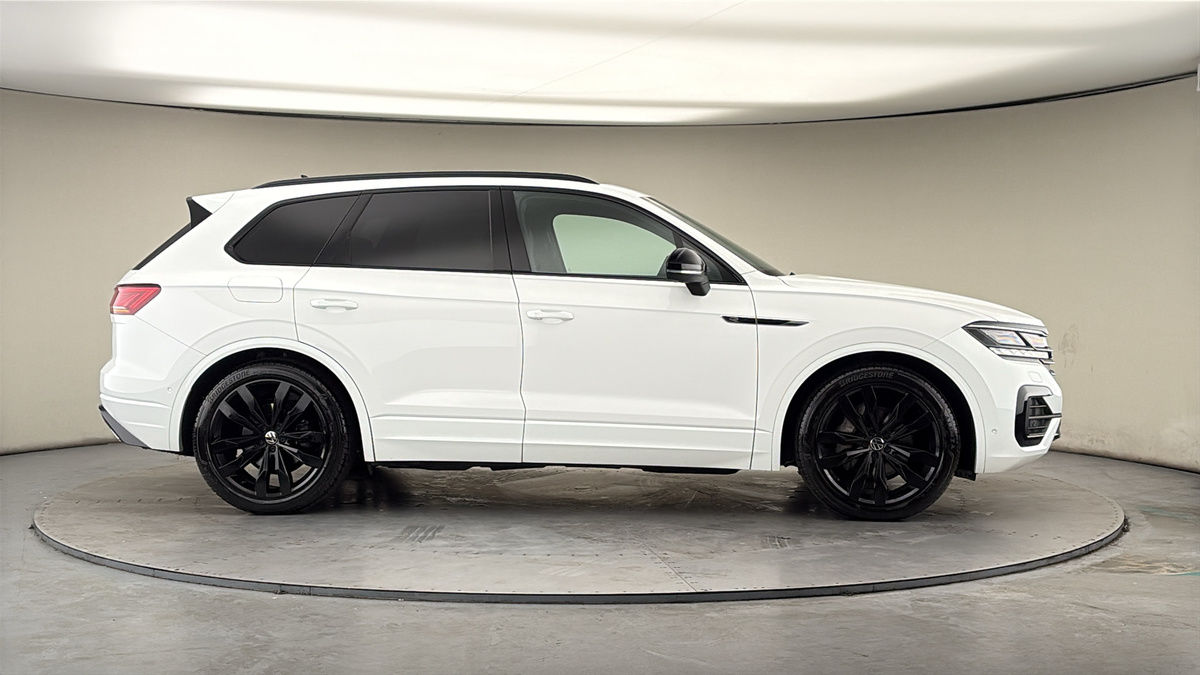 More views of Volkswagen Touareg