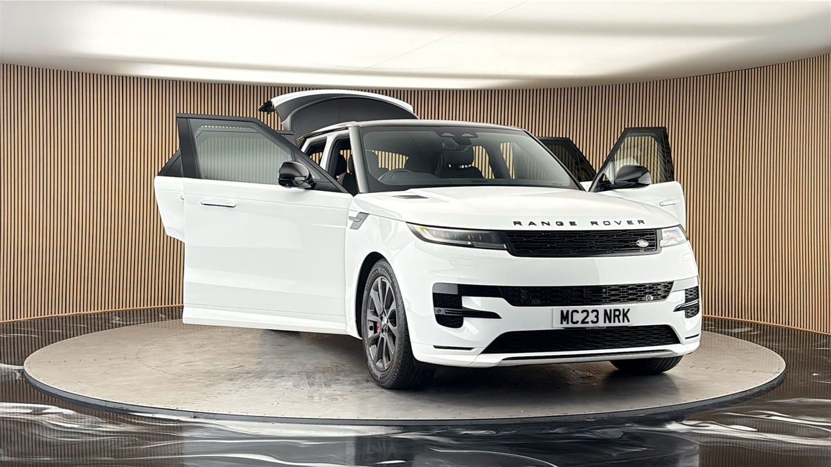 More views of Land Rover Range Rover Sport