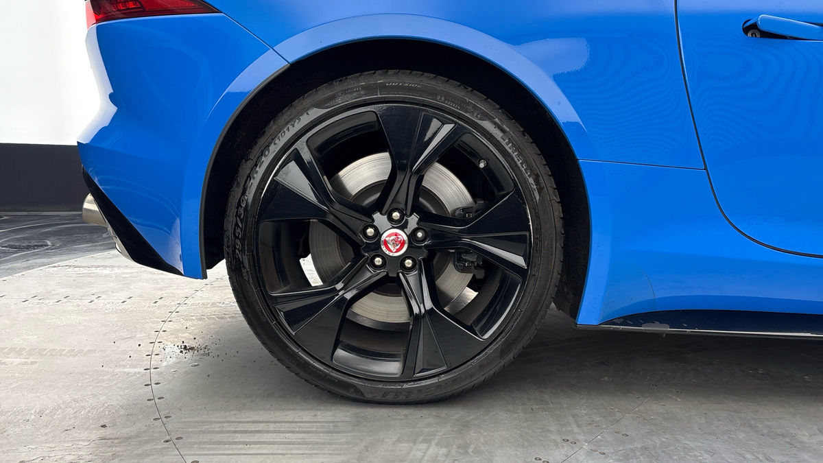 Jaguar F-Type Image 10