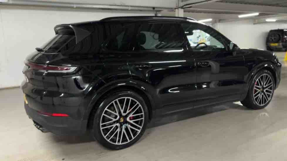 More views of Porsche Cayenne
