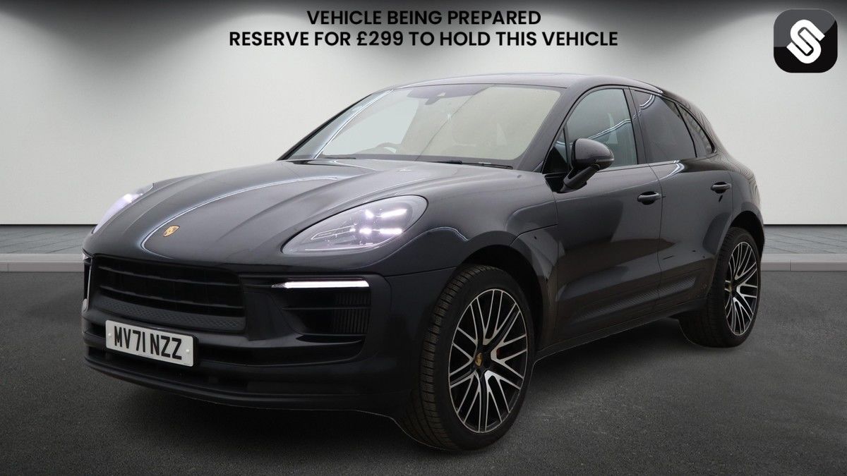 Porsche Macan Image 2
