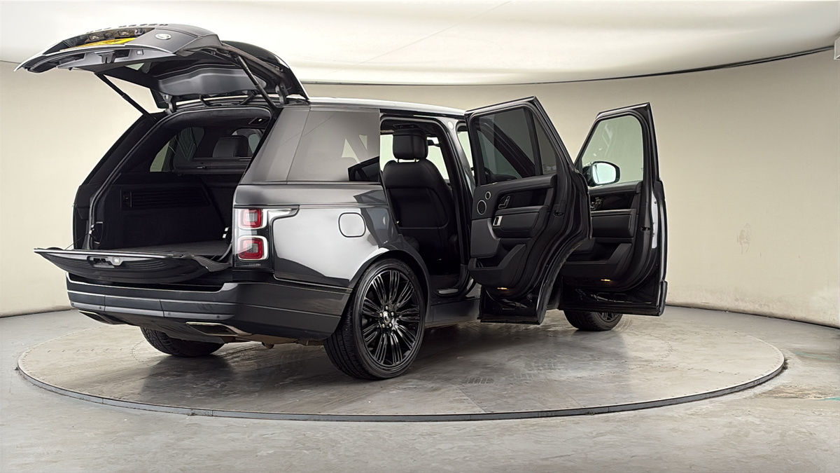 More views of Land Rover Range Rover