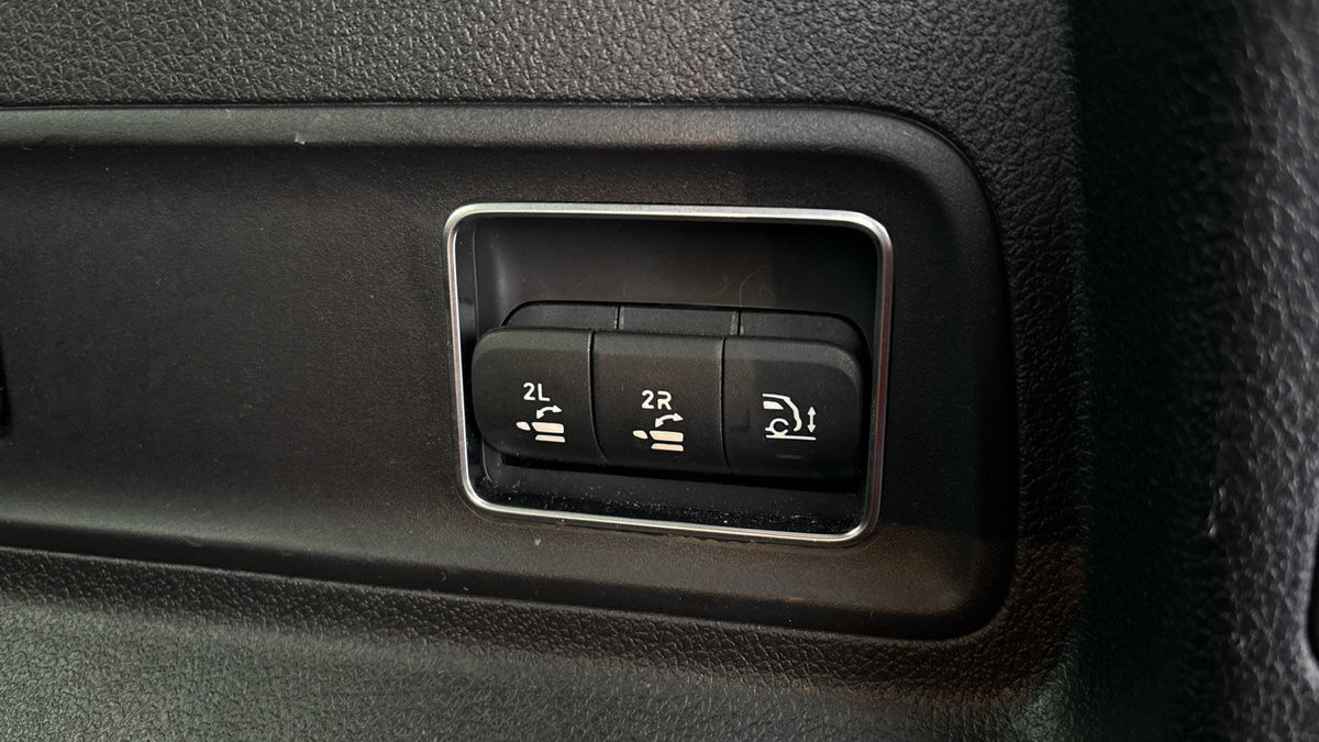 Mercedes-Benz GLE Image 65