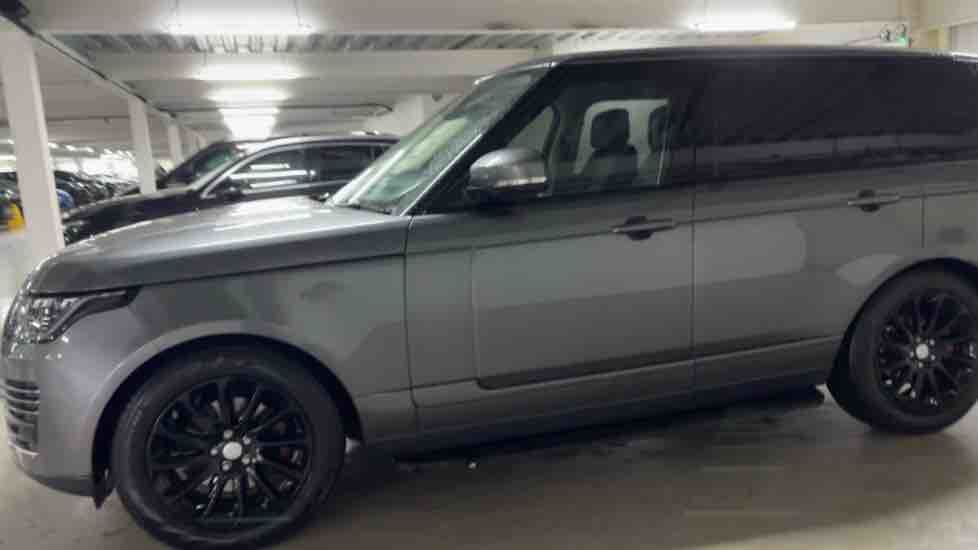 More views of Land Rover Range Rover
