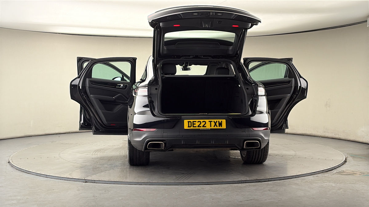 More views of Porsche Cayenne