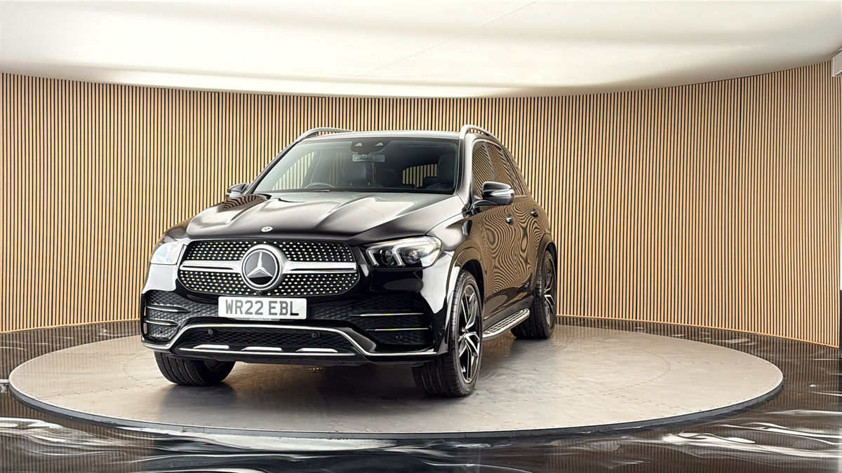 More views of Mercedes-Benz GLE