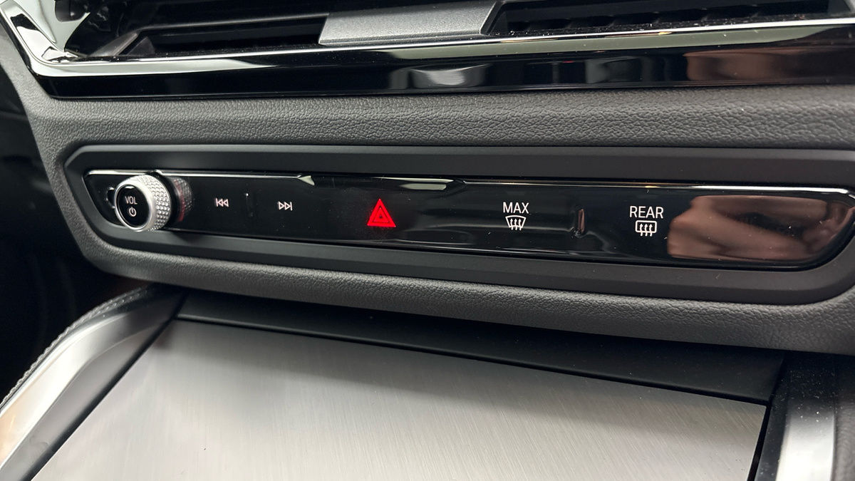 BMW 2 Series Image 30