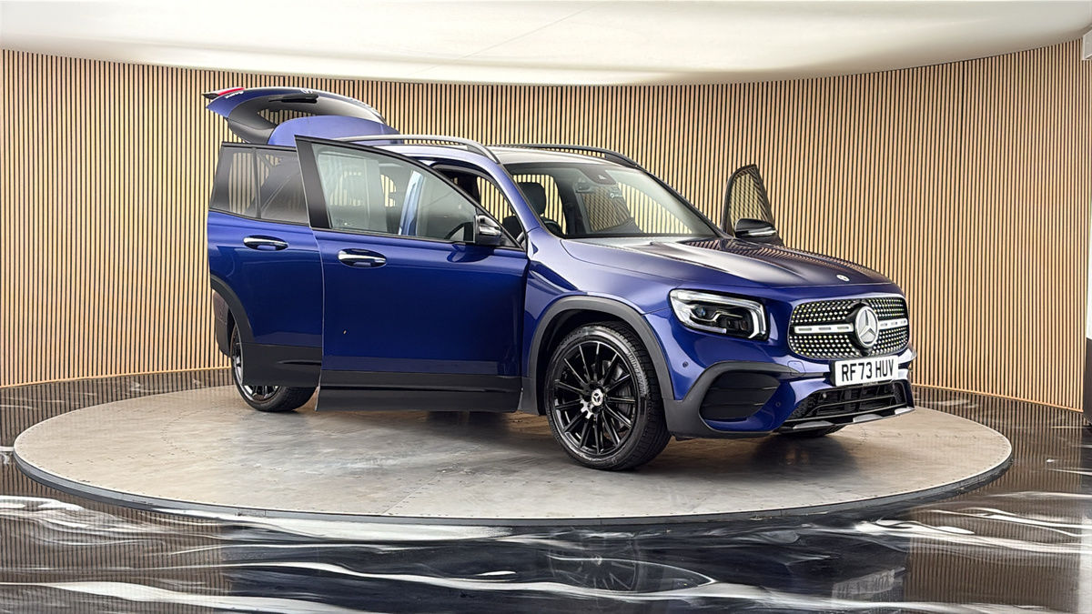 More views of Mercedes-Benz GLB