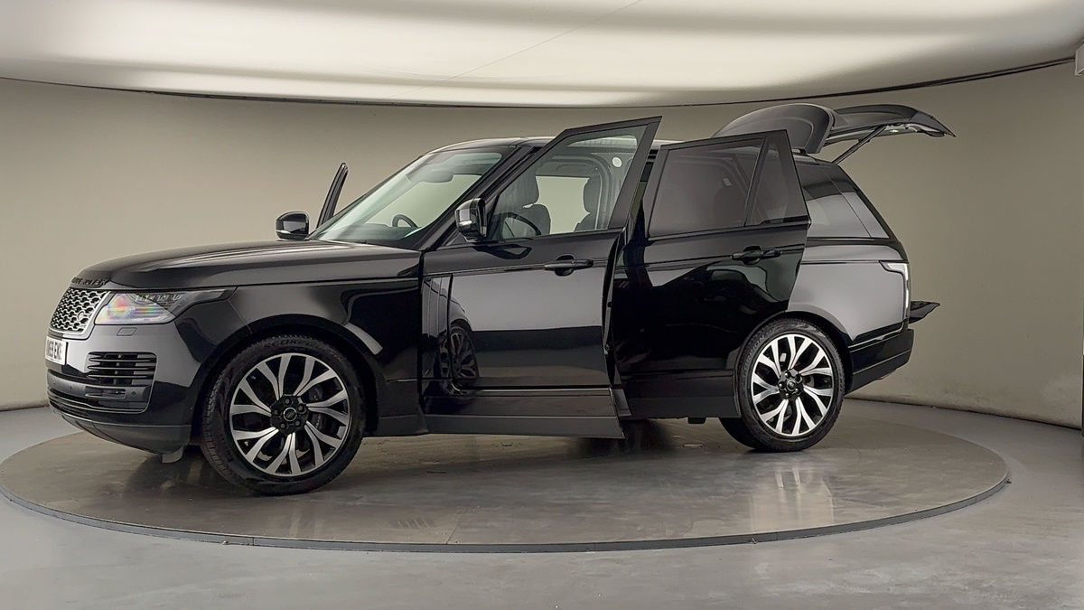 More views of Land Rover Range Rover