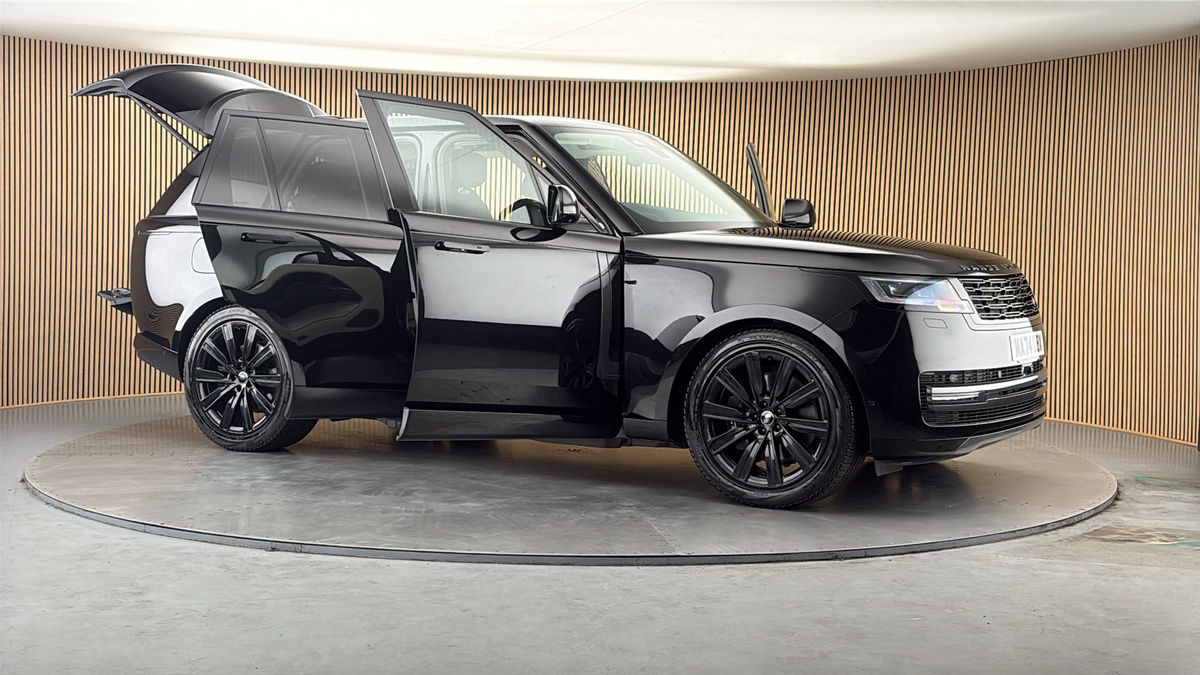 More views of Land Rover Range Rover
