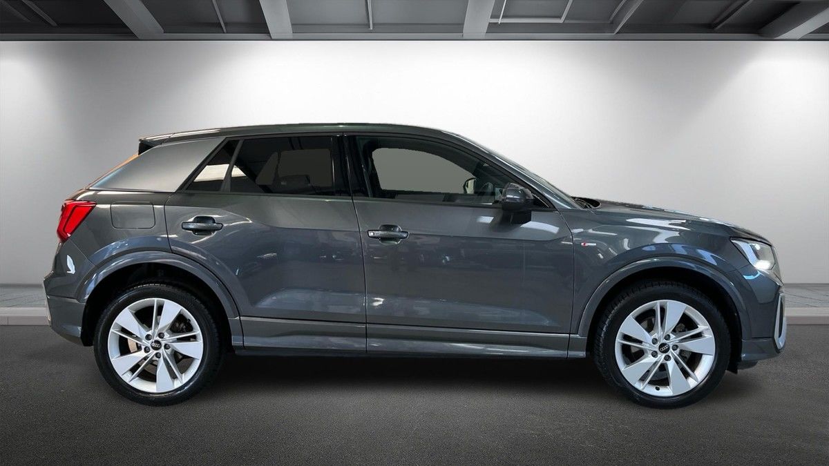 Audi Q2 Image 16