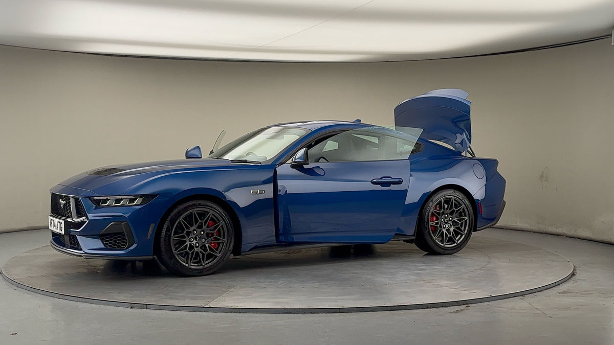 More views of Ford Mustang