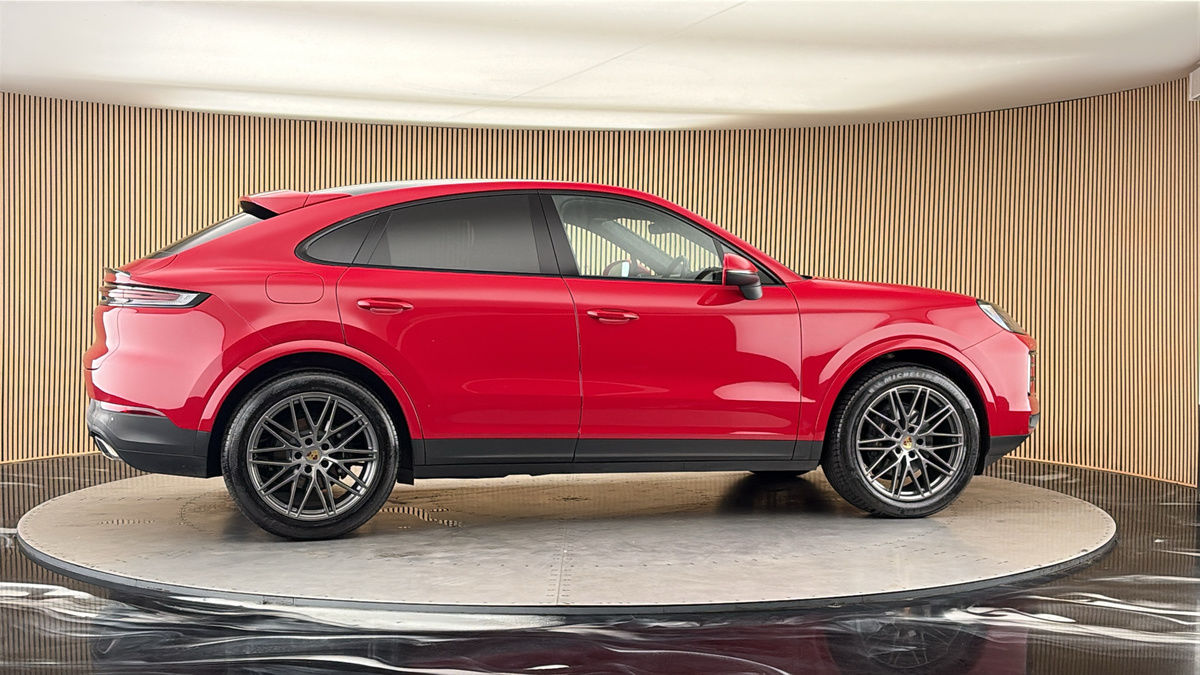 More views of Porsche Cayenne