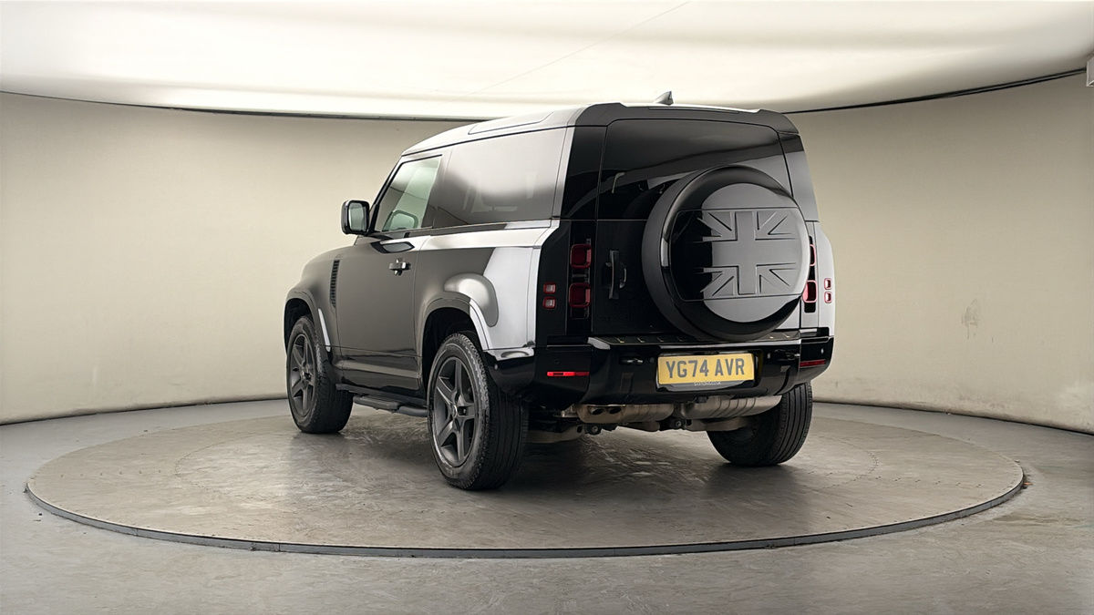 More views of Land Rover Defender 90