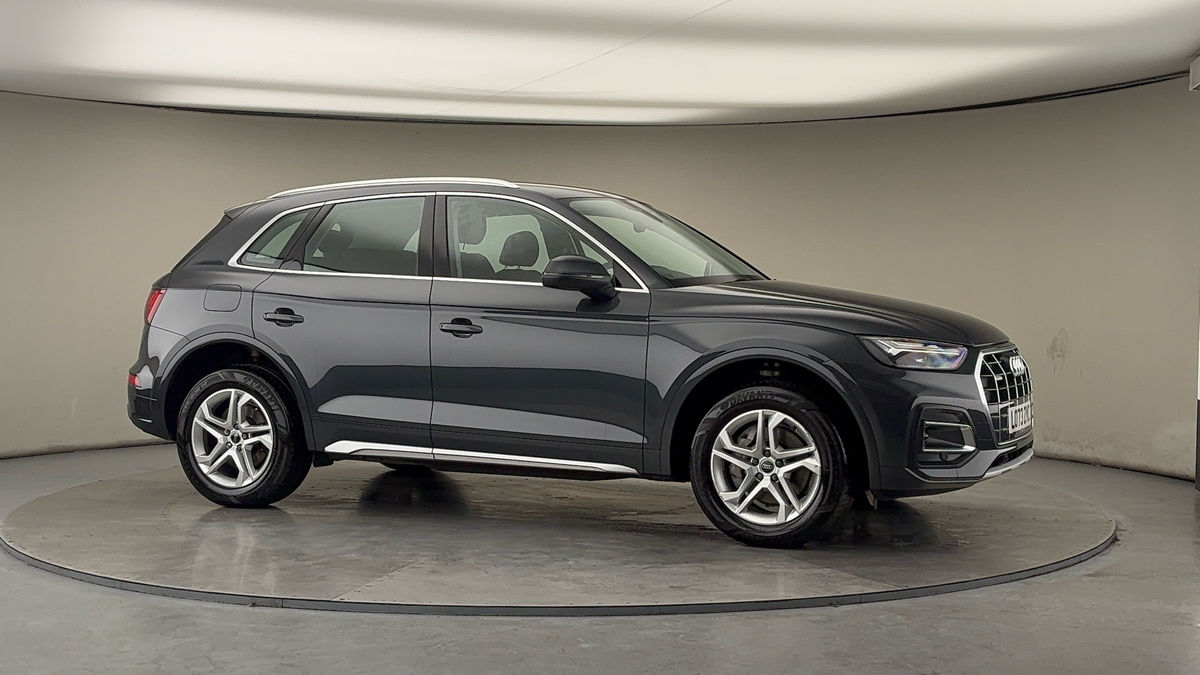 More views of Audi Q5