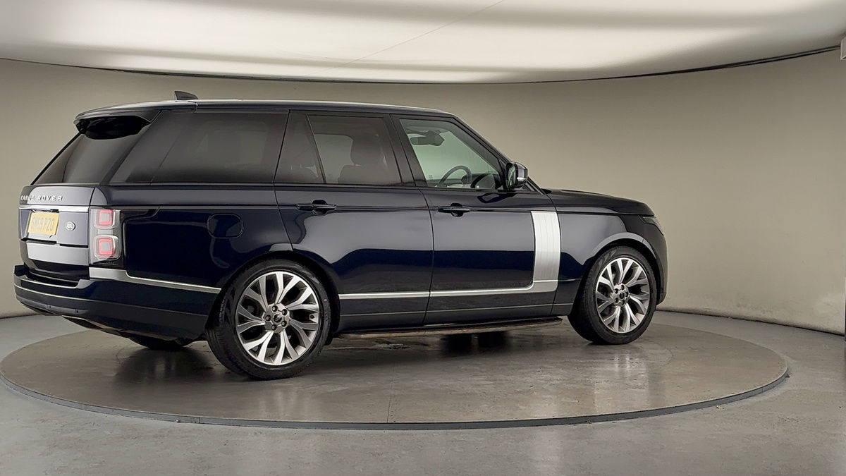 More views of Land Rover Range Rover