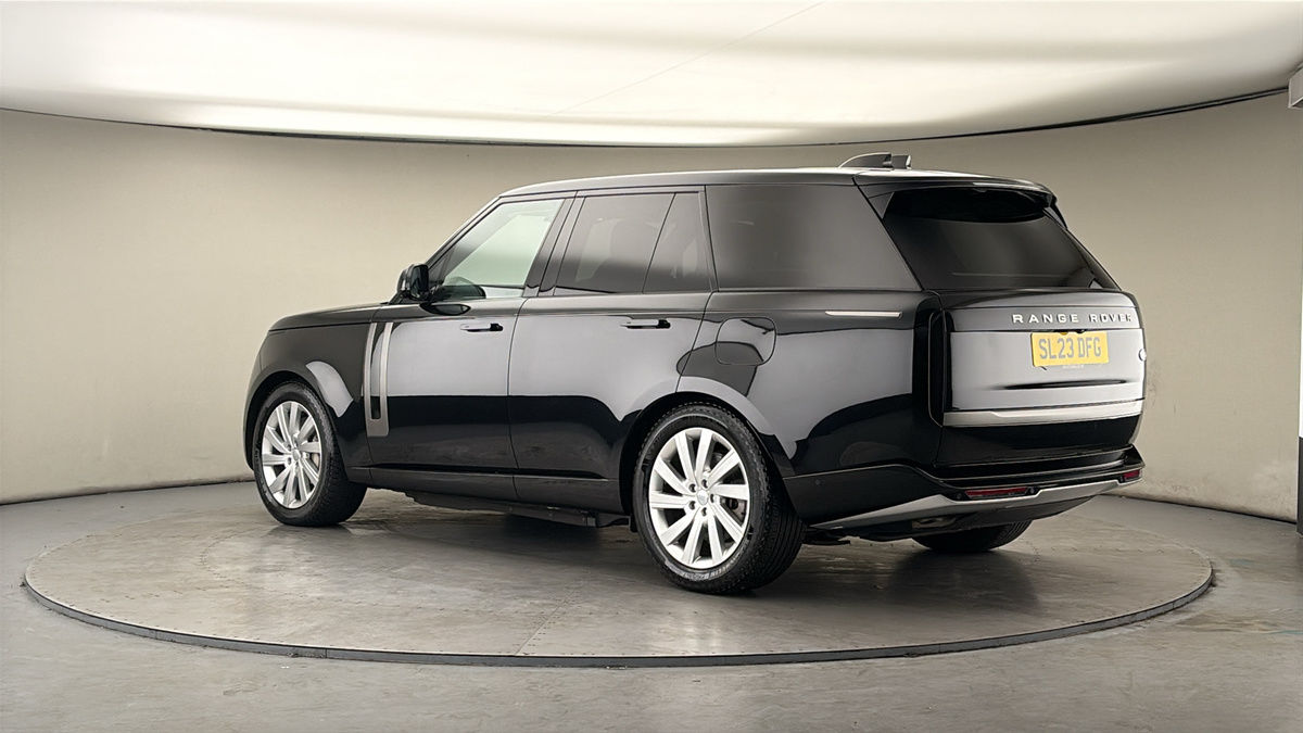 More views of Land Rover Range Rover