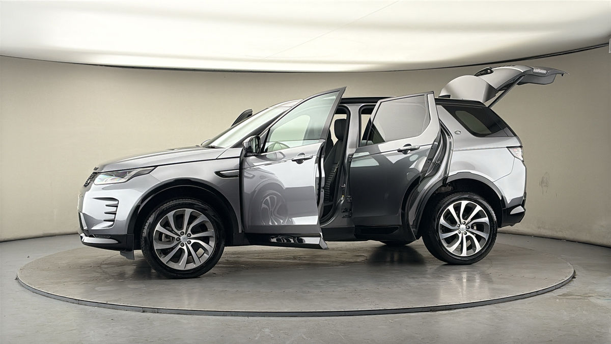 More views of Land Rover Discovery Sport