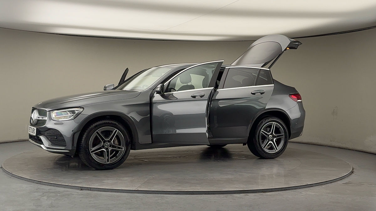 More views of Mercedes-Benz GLC