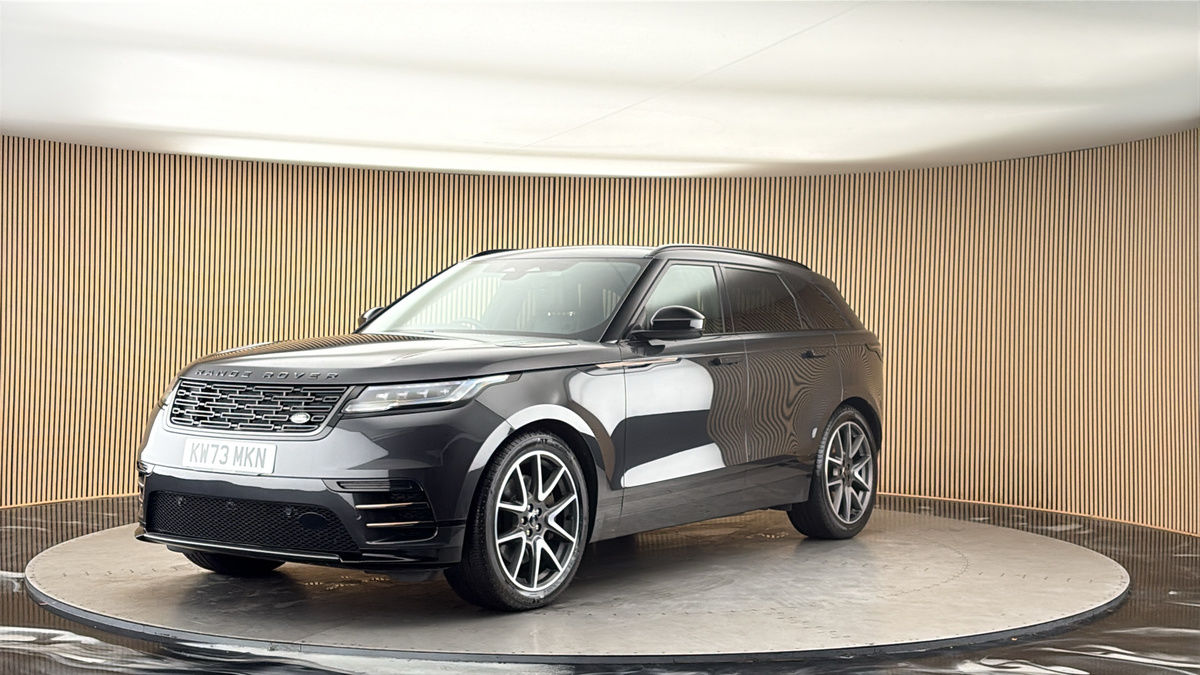 More views of Land Rover Range Rover Velar