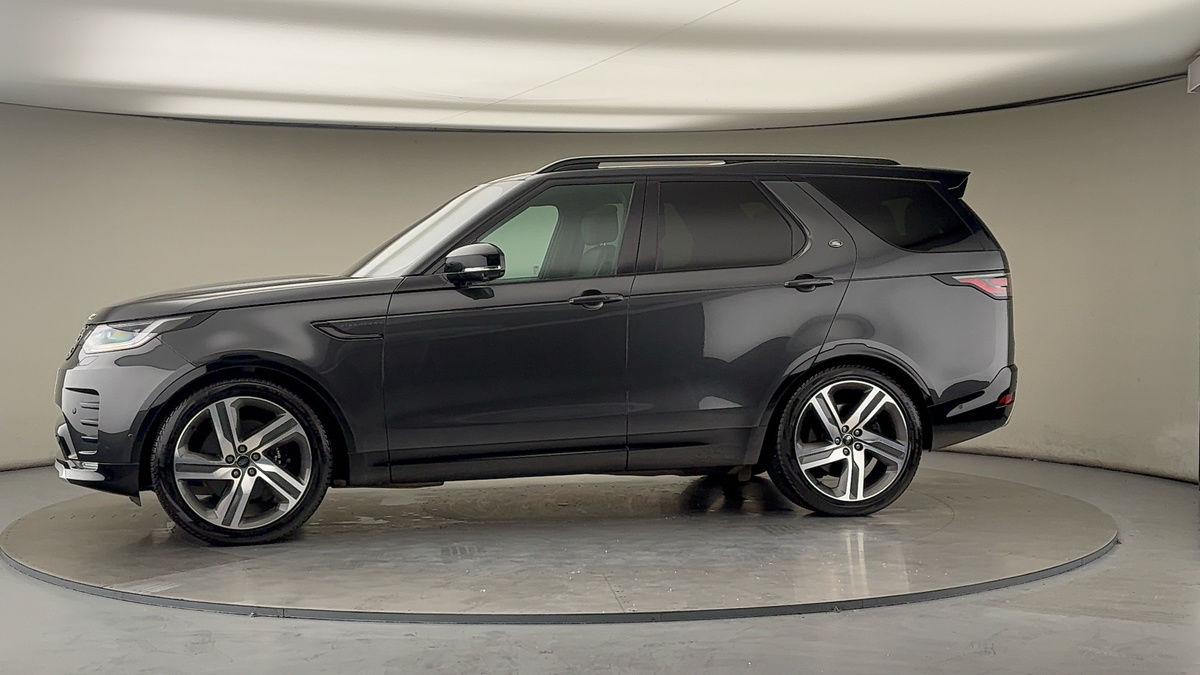 More views of Land Rover Discovery