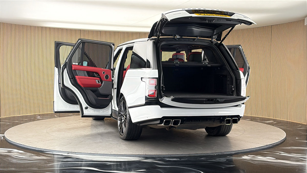 More views of Land Rover Range Rover
