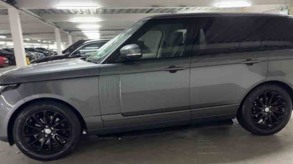 More views of Land Rover Range Rover