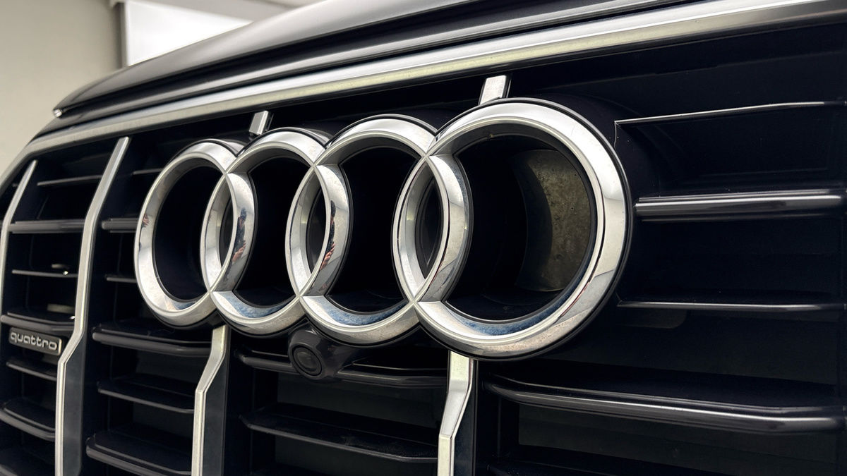 Audi Q7 Image 24