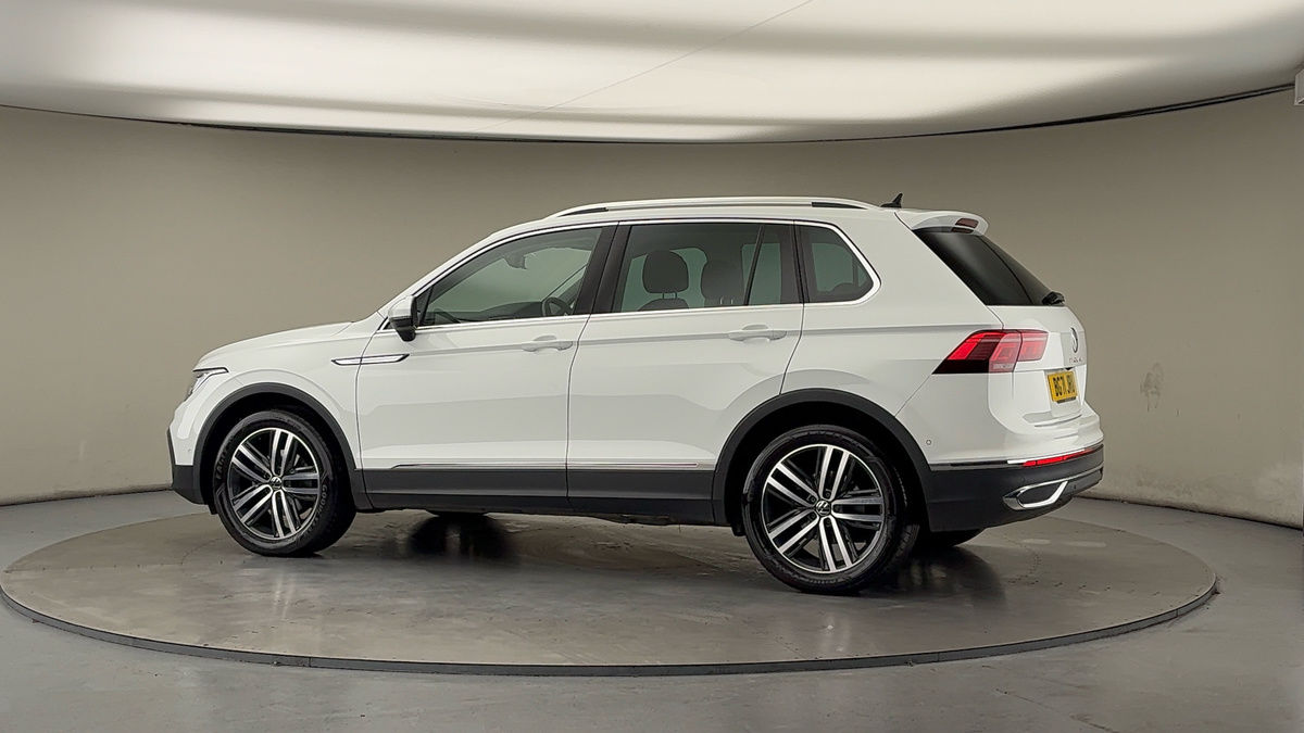 More views of Volkswagen Tiguan