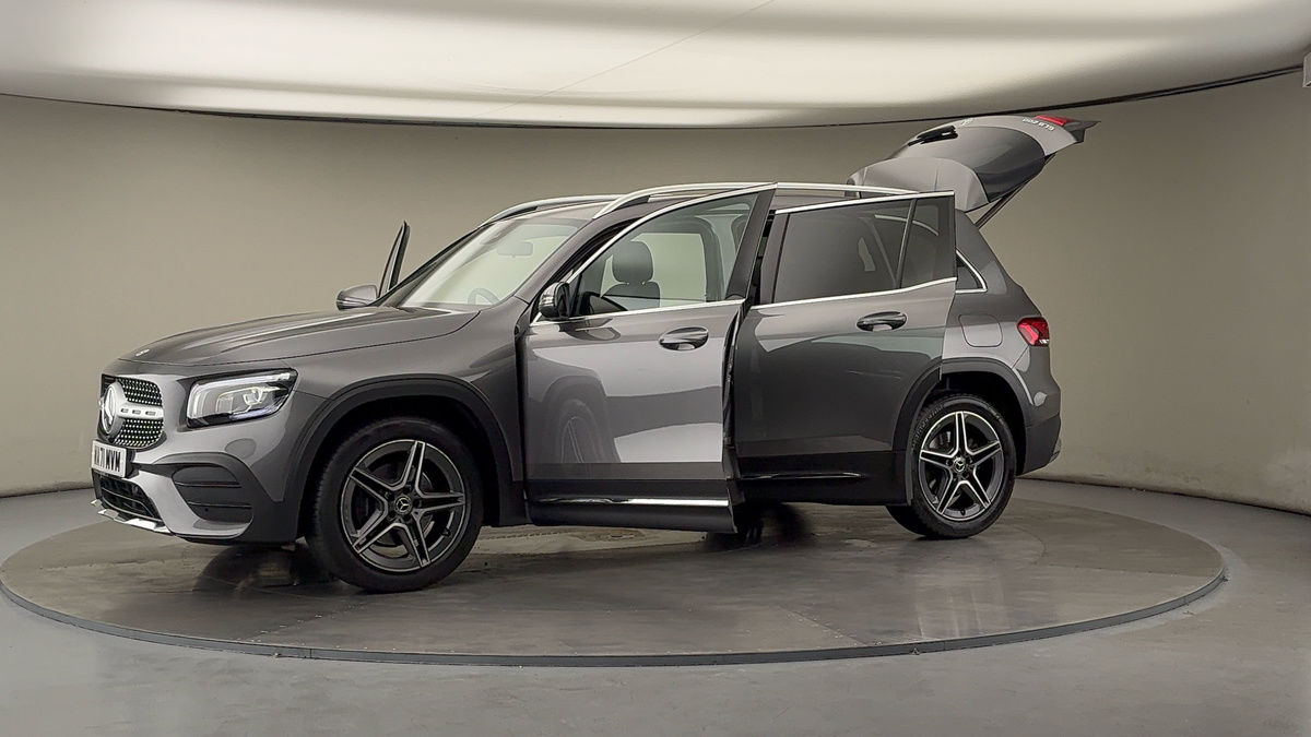More views of Mercedes-Benz GLB