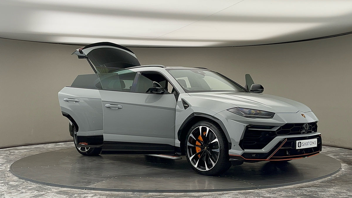 More views of Lamborghini Urus