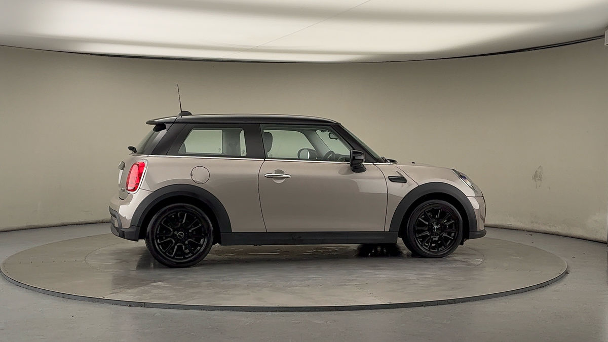 More views of MINI Hatch