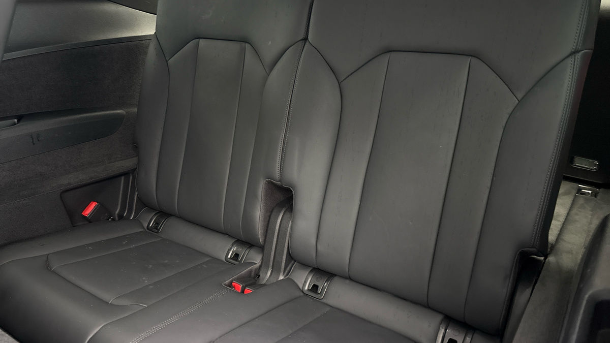 Audi Q7 Image 25