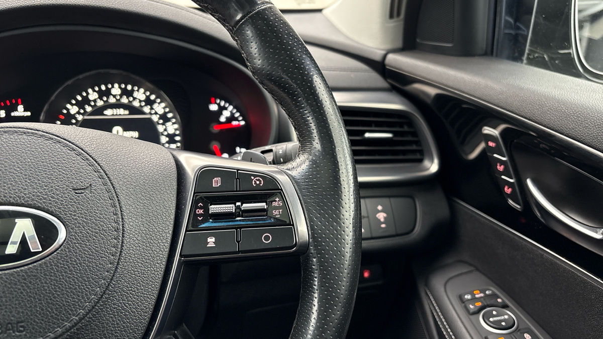 Kia Sorento Image 14