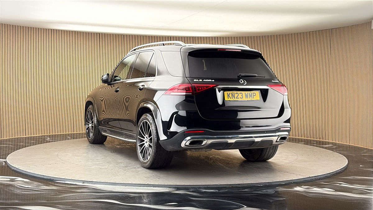 More views of Mercedes-Benz GLE