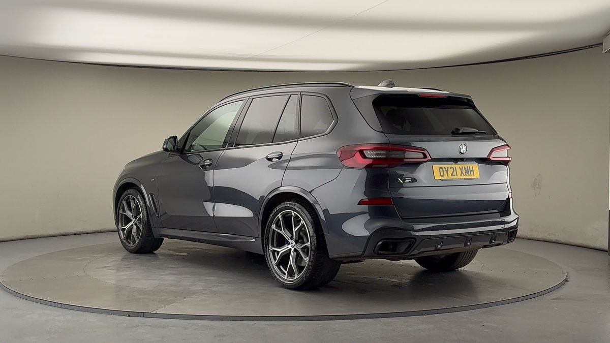 BMW X5 Image 2