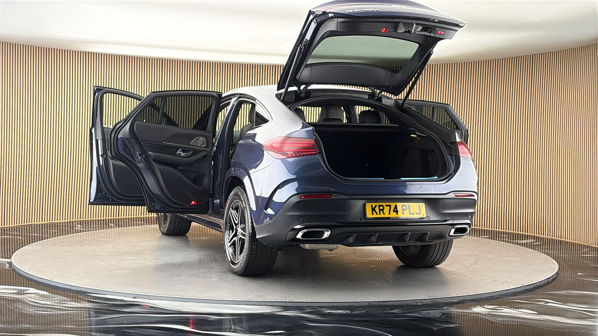 More views of Mercedes-Benz GLE
