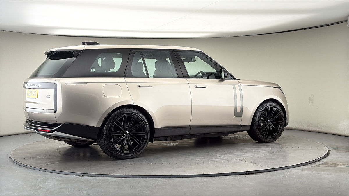 More views of Land Rover Range Rover