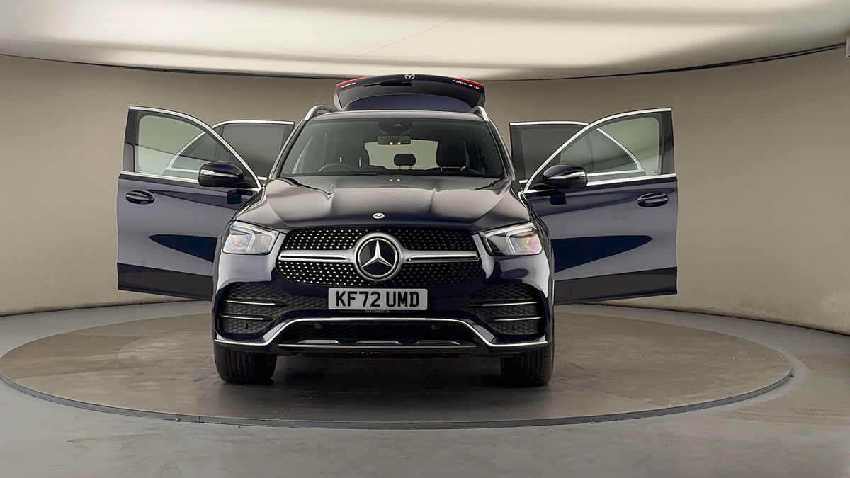 More views of Mercedes-Benz GLE
