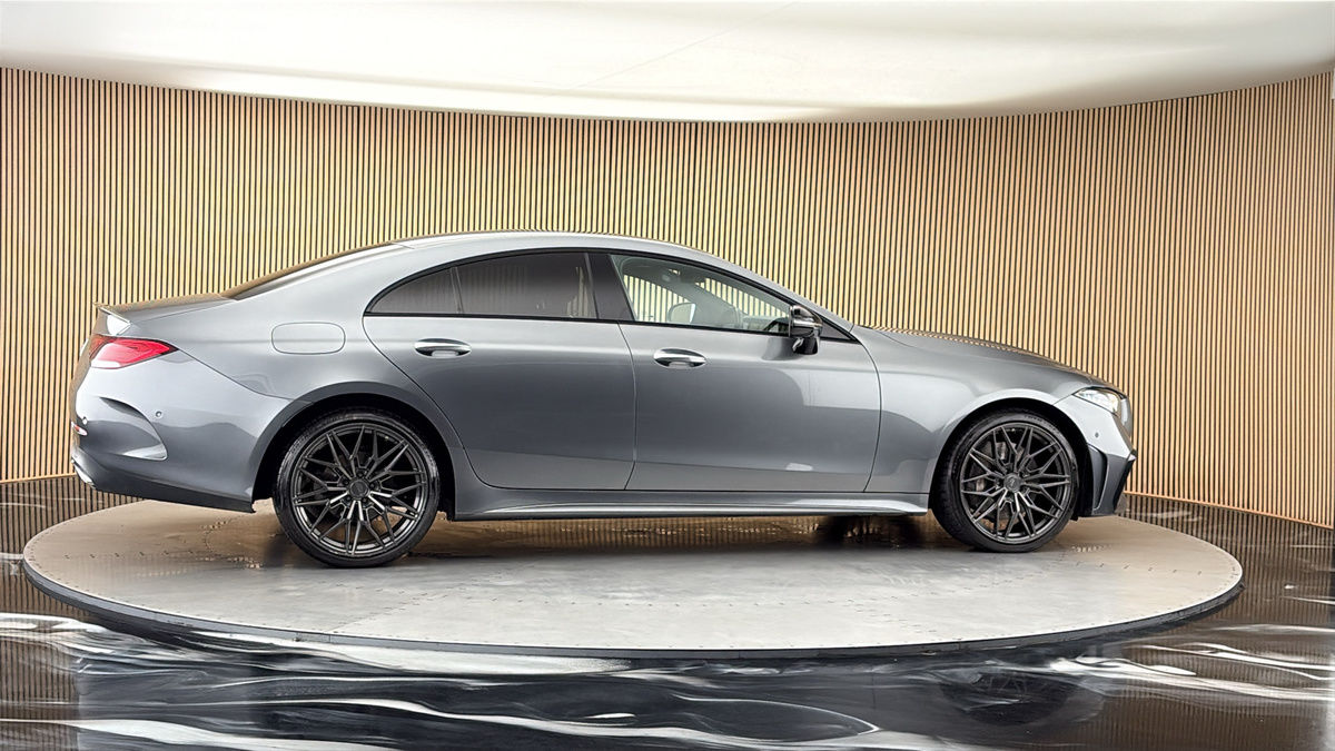 More views of Mercedes-Benz CLS