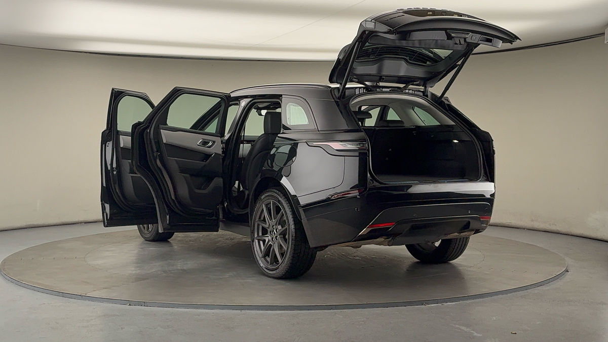 Land Rover Range Rover Velar Image 23
